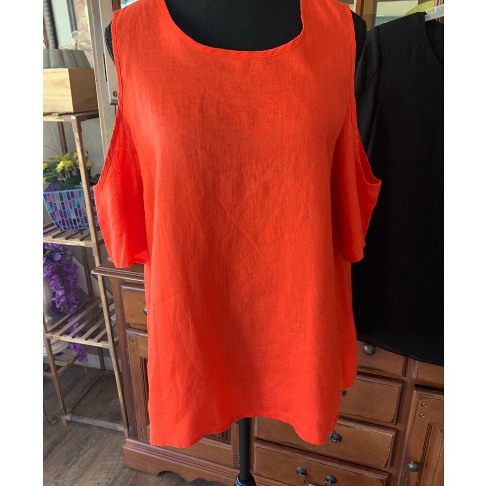 Antonio Melani Red Linen Cold Shoulder Hi-Lo Top Size M